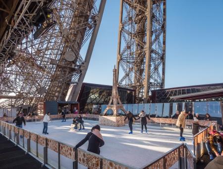 patinoire de la tour eiffel
